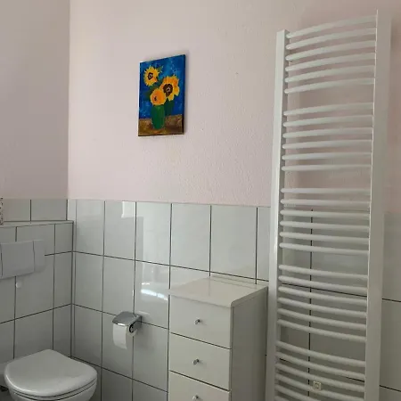 Gleich Neben Dom Und Schloss Frühstückspension
